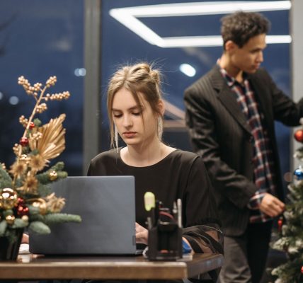 festive season jobs